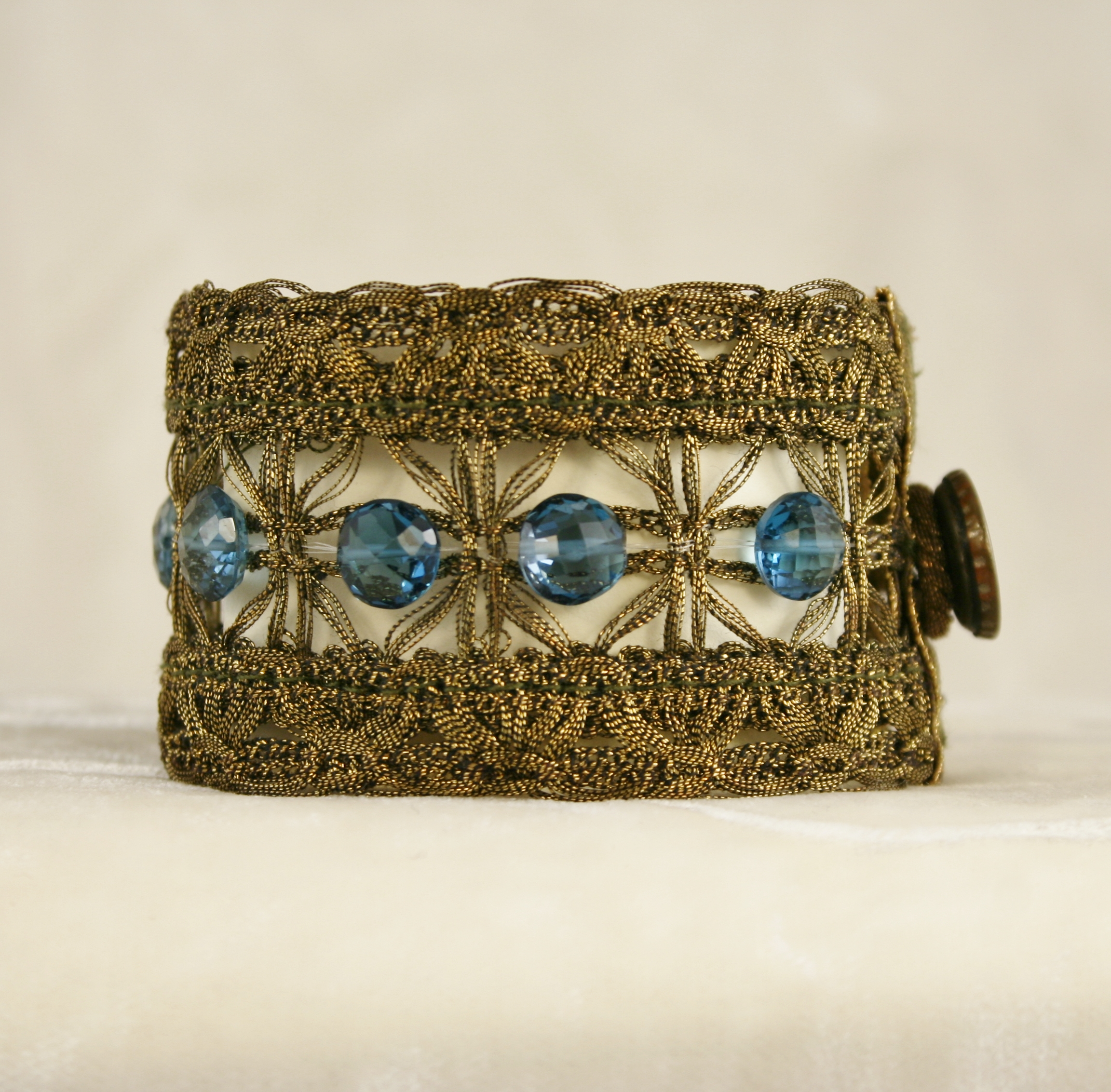 19th c. French Applique Trim Necklace - Image 5