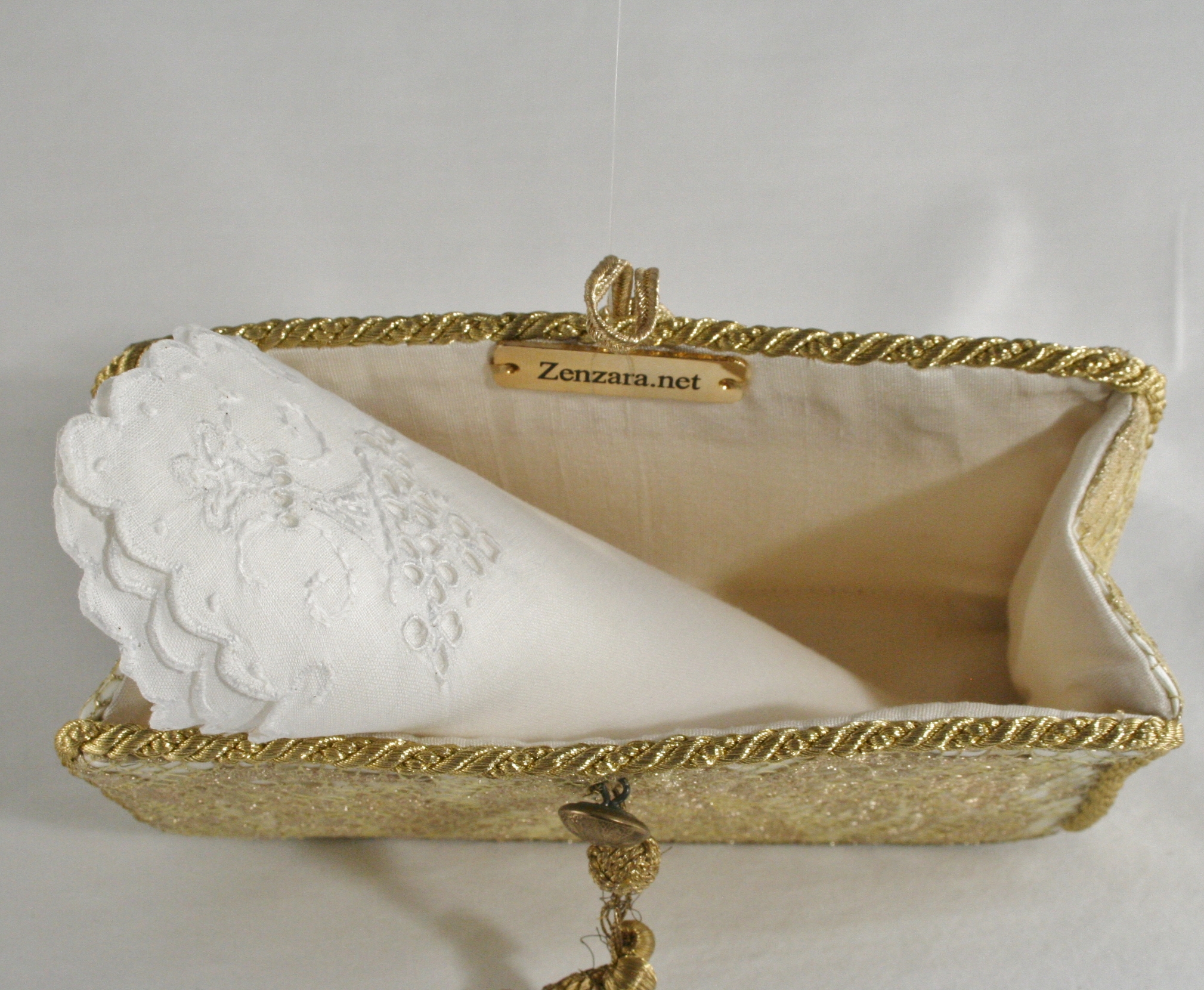 Delicate Antique Lace Wedding Clutch - Image 4