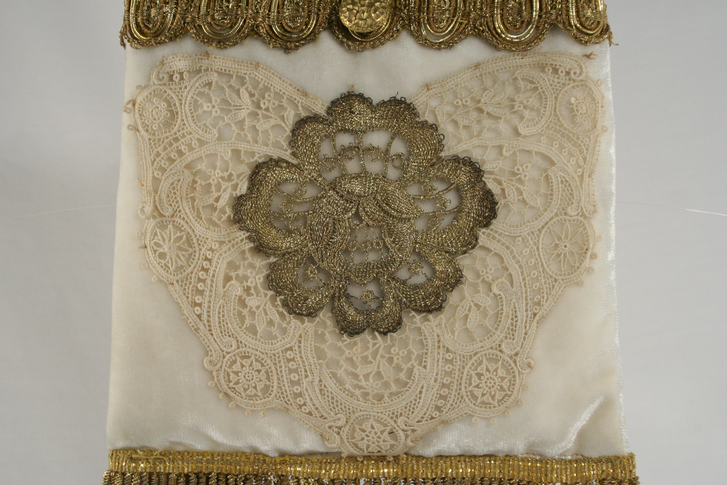 Antique Wedding Poche of Hearts and Roses - Image 2