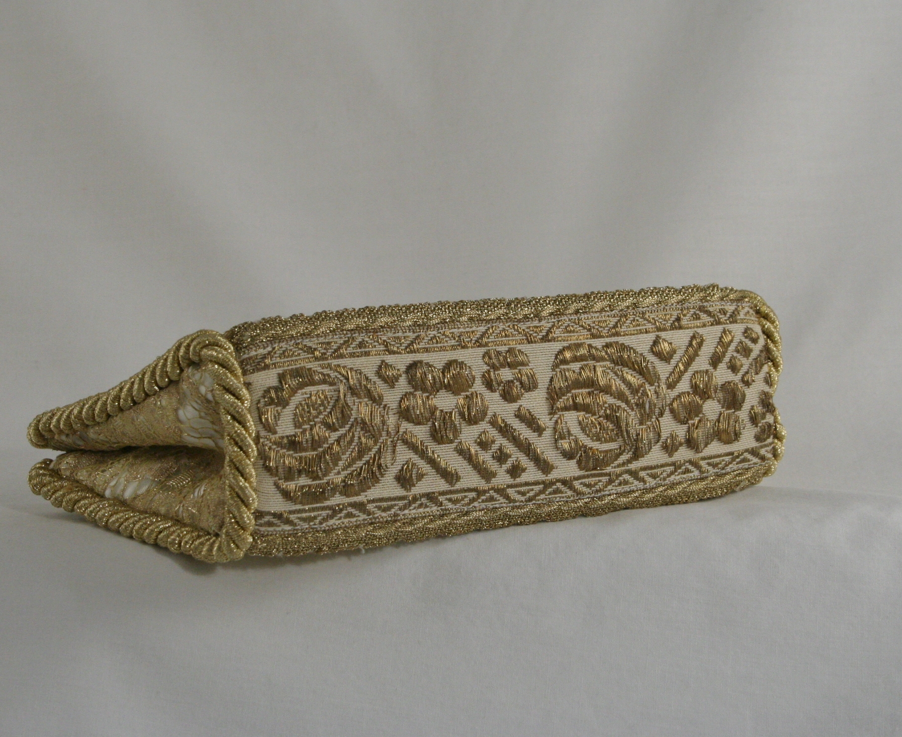 Delicate Antique Lace Wedding Clutch - Image 3