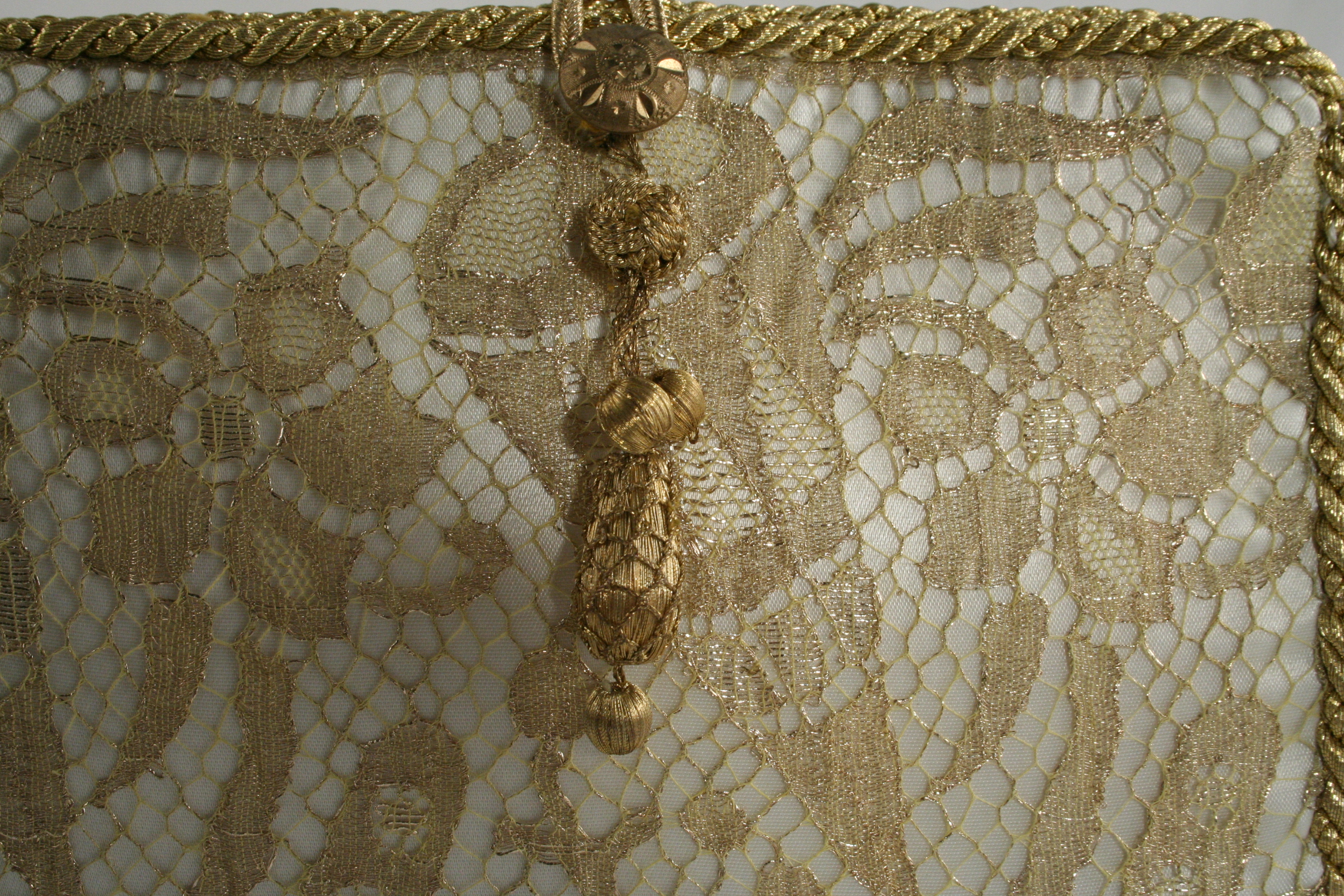 Delicate Antique Lace Wedding Clutch - Image 2