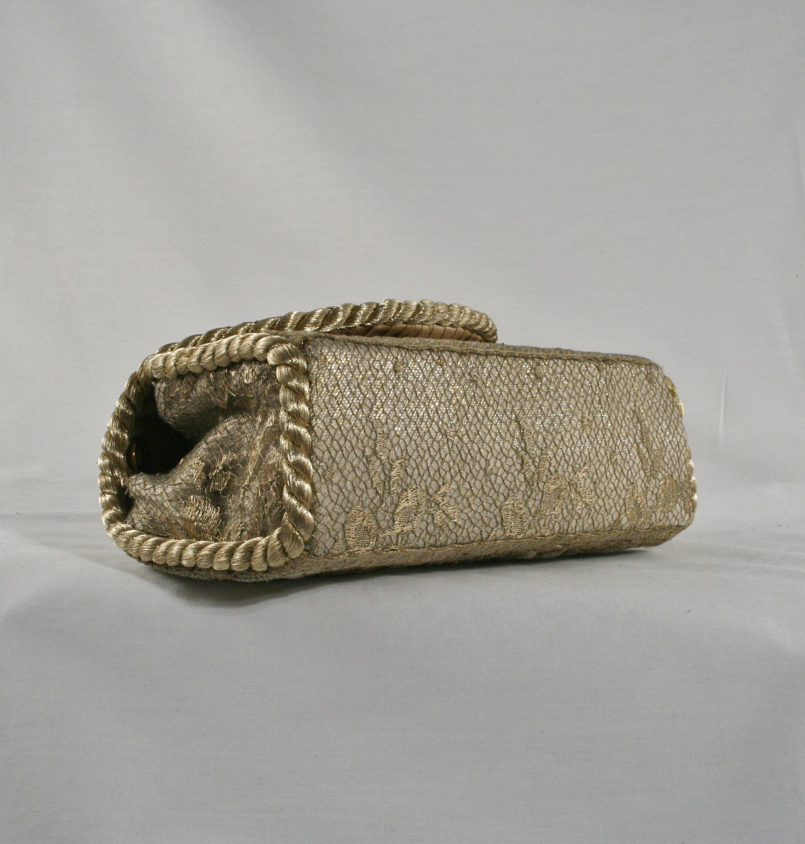 Special Antique Lace Clutch - Image 2