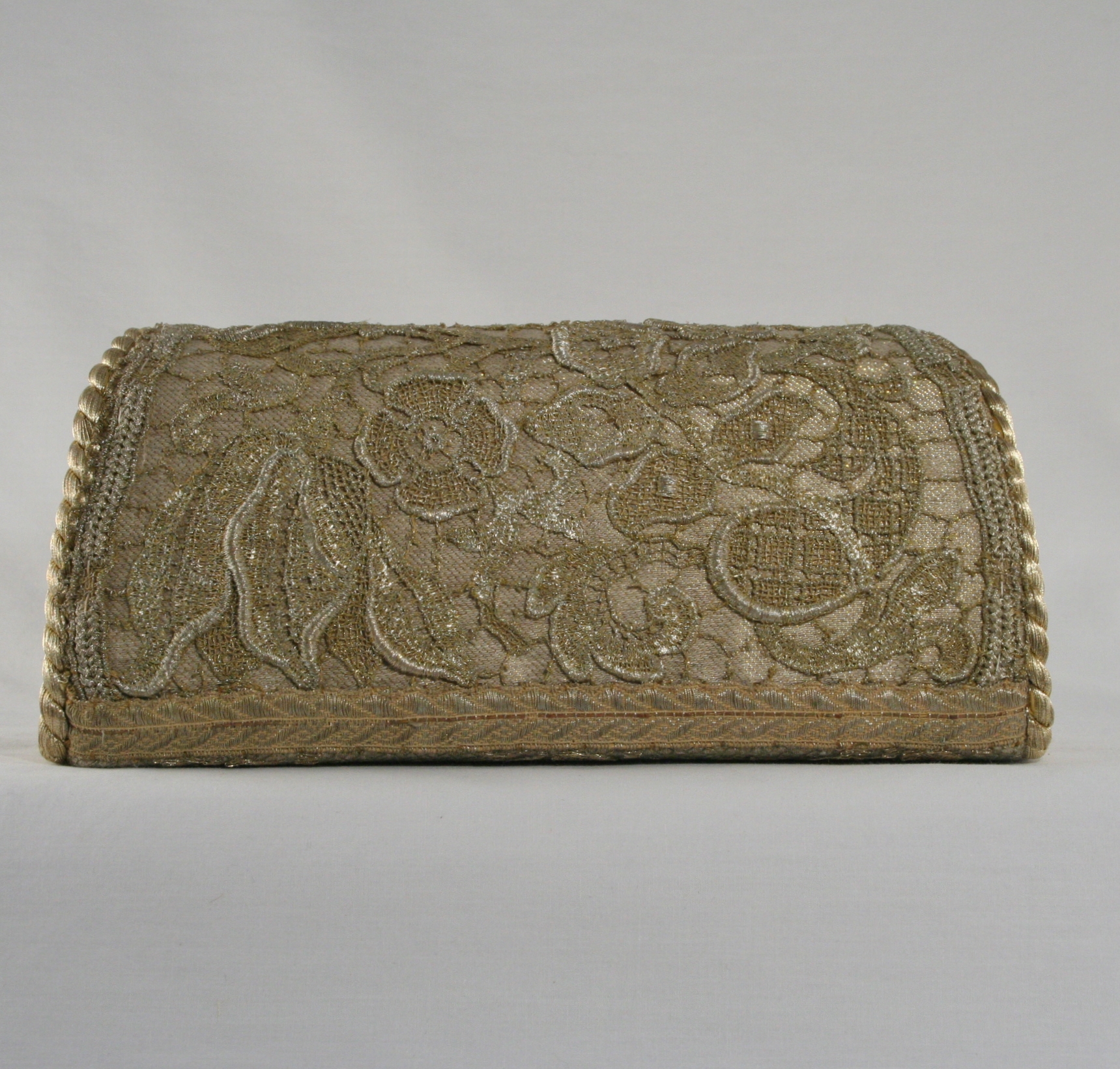 Special Antique Lace Clutch - Image 5