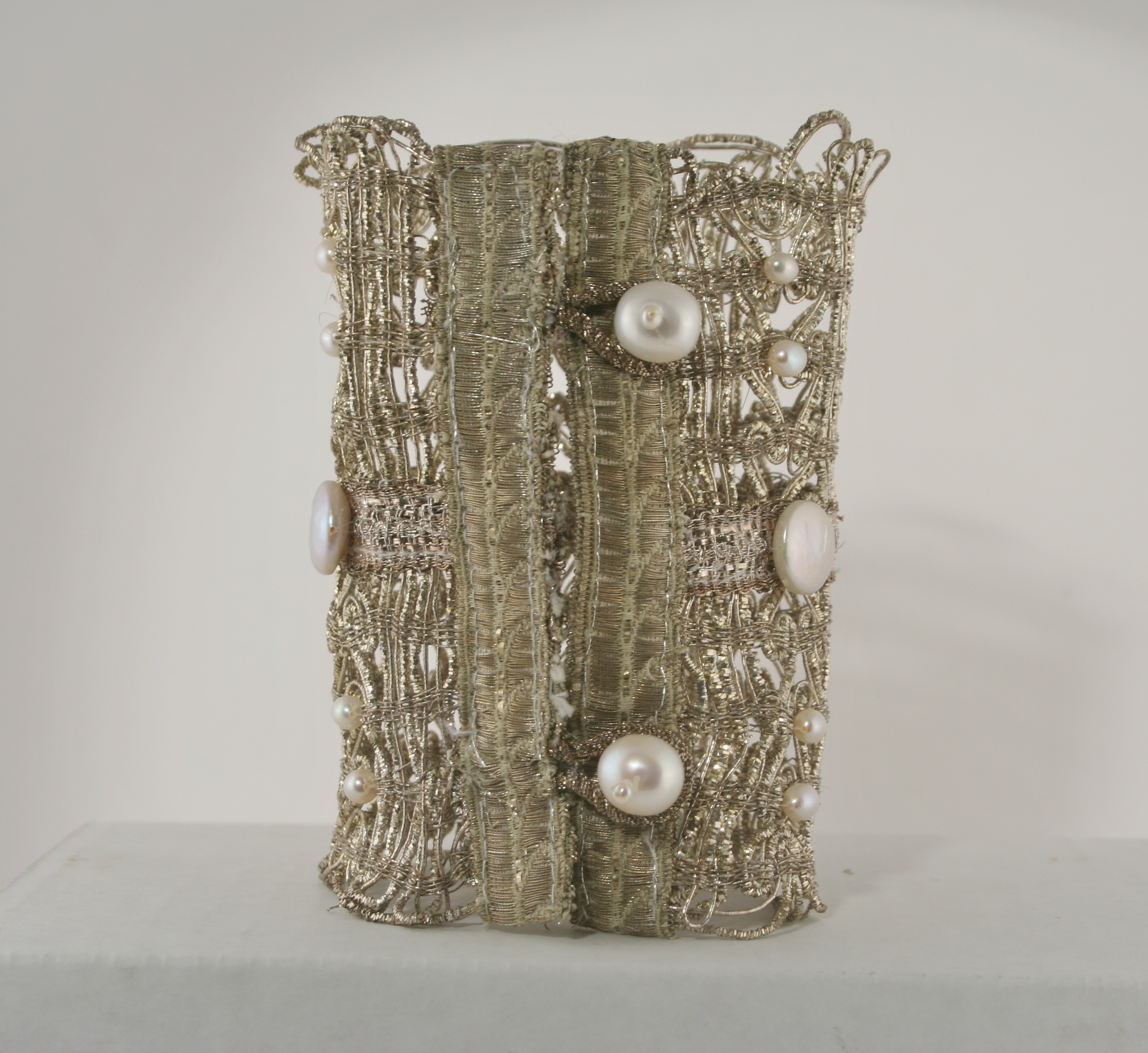 One-of-a-kind Pearl Wedding Cuff - Image 4